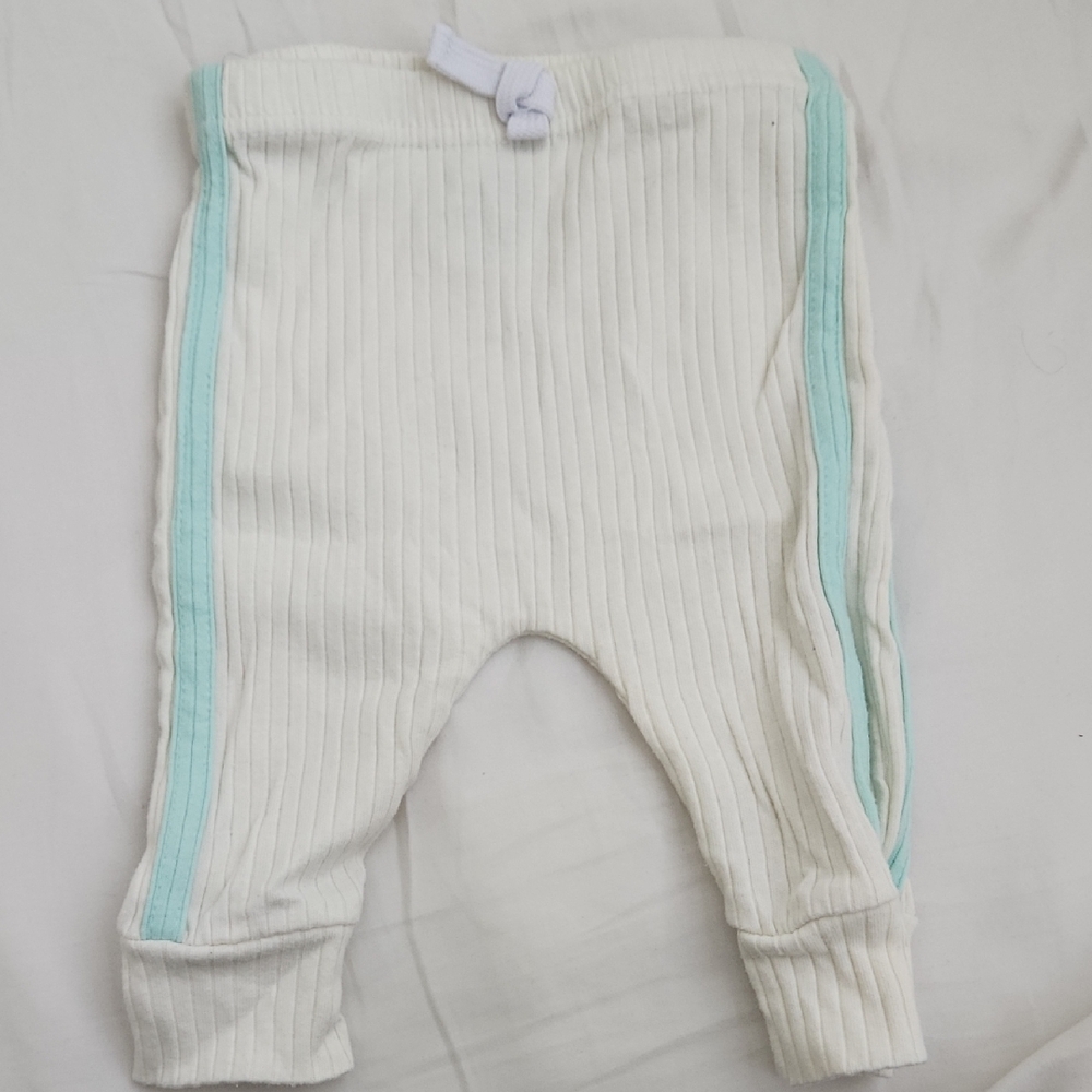 💙 3-6M Ribbed Baby Pants with Mint Side Stripes